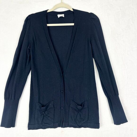 TSE Cashmere Cardigan Size Medium Navy Blue Quiet Luxury Minimalist Classic - Picture 1 of 5